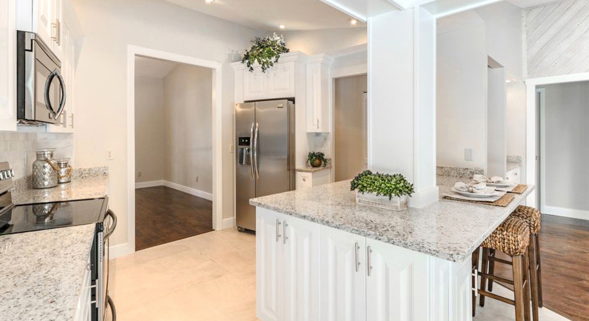 Elitecraft- Classic White